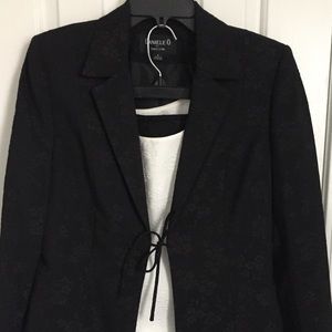Tahari Levine 3 Piece Skirt Suit Classy Size 6